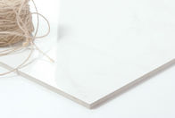 کاشی چینی مدرن Carrara White برای کف و دیوار در فضای داخلی و خارجی استفاده کنید