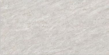 1500x750mm مصالح ساختمانی مهندسی هتل کاشی های کف چینی لعاب دار صیقلی سرپوشیده کاشی های خاکستری بادوام