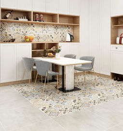 کاشی کف چینی اتاق نشیمن با طراحی مدرن روستیک 600x600 میلی متر